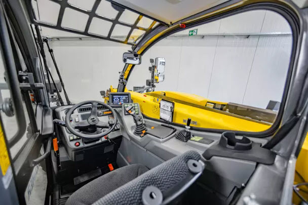 Teleskoptruck firehjulsstyrt  < 6 meter <3 tonn Teleskoptruck firehjulsstyrt  < 6 meter <3 tonn