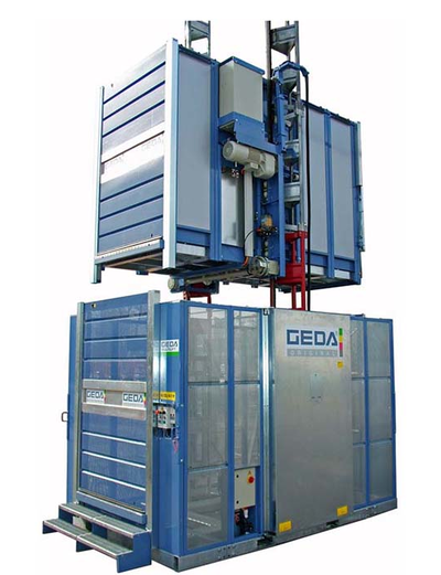 Person og materialheis kapasitet < 2000 kg Person og materialheis kapasitet < 2000 kg