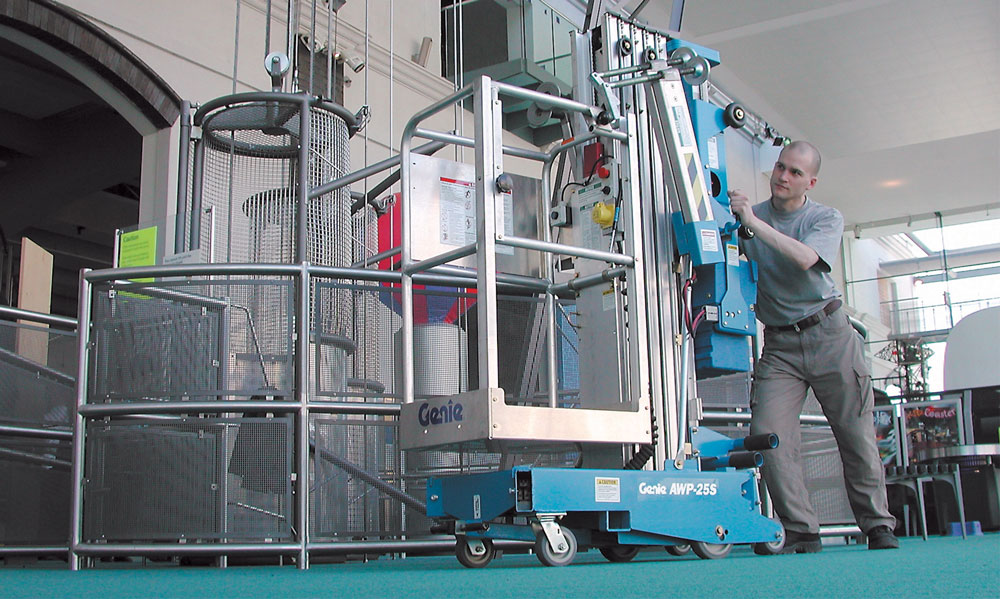 Mastelift manuell fremdrift <9m Mastelift manuell fremdrift <9m