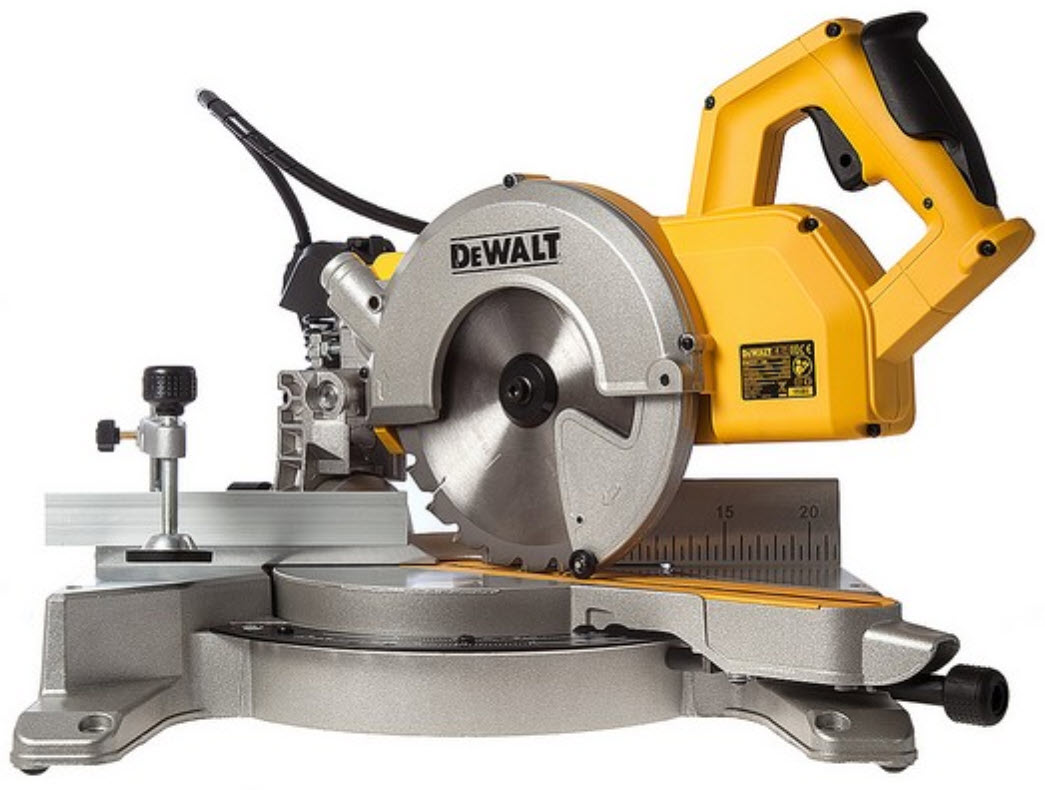 Kapp og gjæringssag kappedybde < 65 mm Kapp og gjæringssag kappedybde < 65 mm