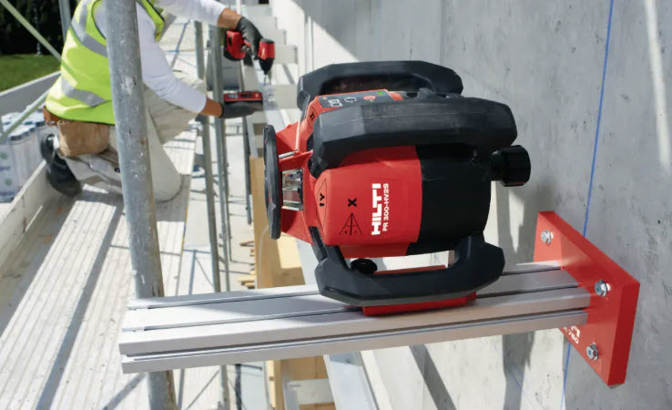 Plan og vertikallaser nøyaktighet > 3 mm ved 50 m